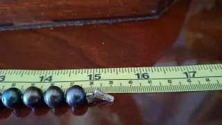 Conjunto collar y pendientes de perlas naturales