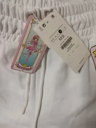 Pantalón corto Sakura Bershka Talla M