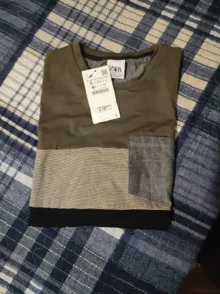 Camiseta Zara chico S manga larga