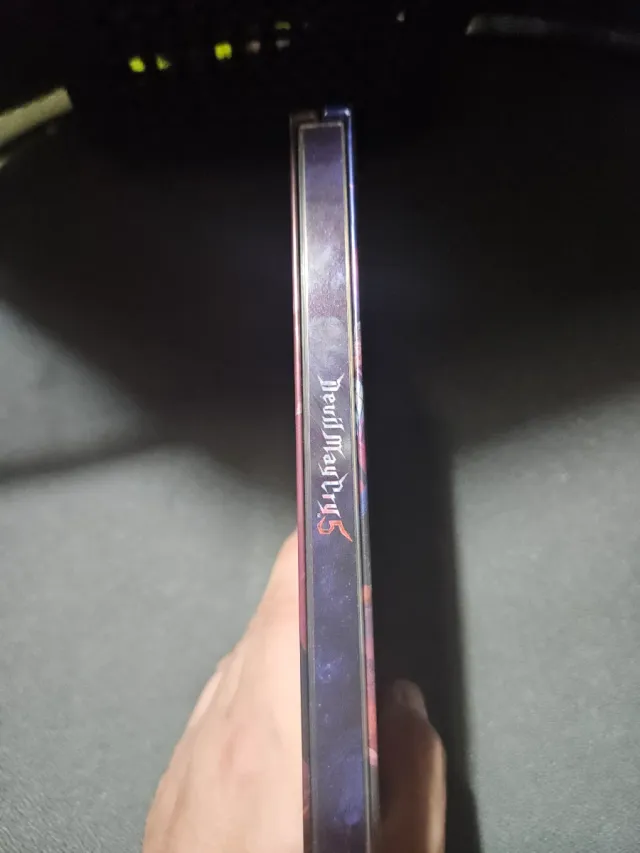 Steelbook Devil May Cry 5 - Sin Juego