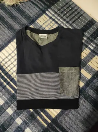 Camiseta Zara chico manga larga