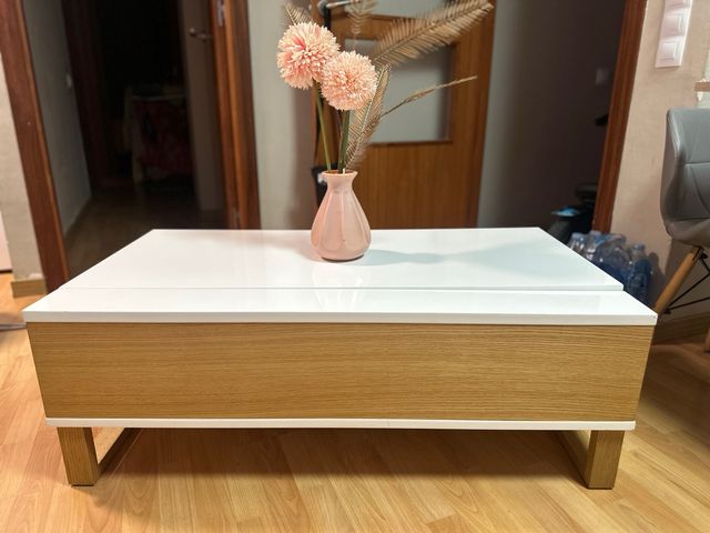 Mesa de centro blanca perlada, regulable altura.