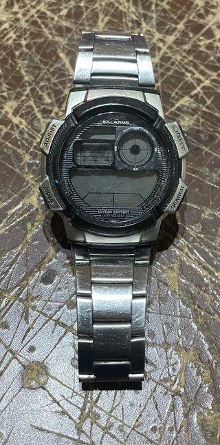 Reloj Casio AE-1000W