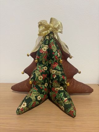 Árbol de Navidad de tela decorativo. Hecho a mano.