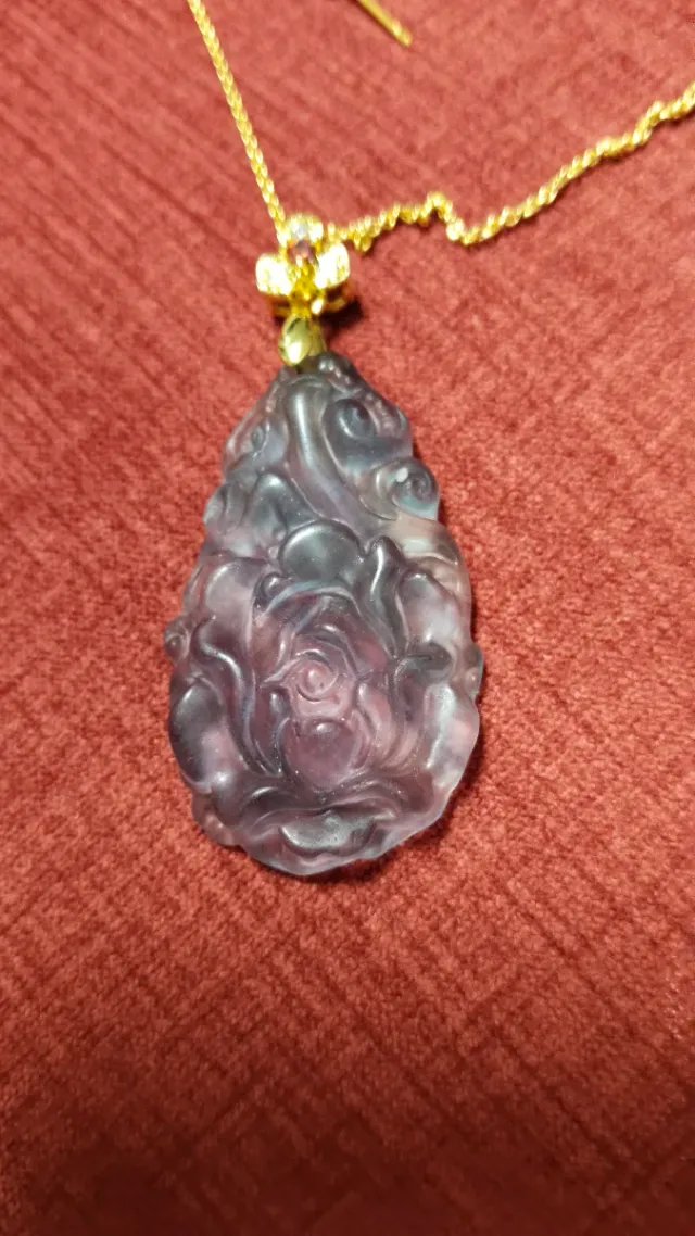 Collar Dorado Colgante Flor Morada