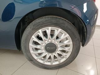 Fiat 500C 1.0 Hybrid Dolcevita 51 kW (70 CV)