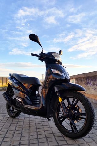Único propietario - Peugeot Tweet 50cc 2019