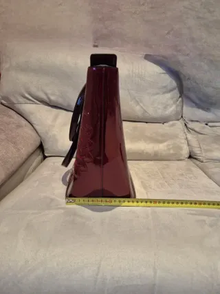 Borsa a spalla grande in vernice borgogna elegante