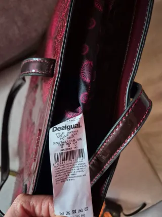 Borsa a spalla grande in vernice borgogna elegante