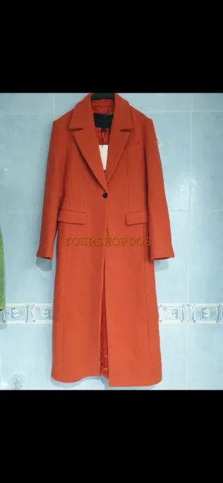 Abrigo entallado lana manteco ZARA