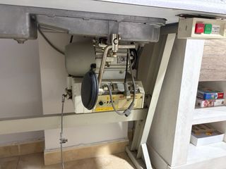 Máquina de coser industrial Venus