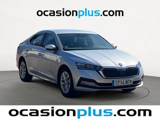 Skoda Octavia 1.0 TSI MHEV Selection DSG 81 kW (110 CV)