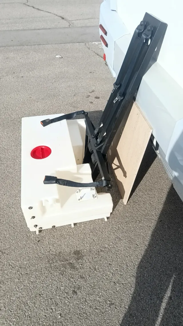 Depósito Agua Autocaravana 90L