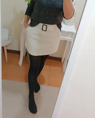 Gonna corta Zara bianca a costine