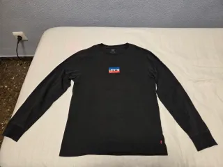 Camiseta Levi's Negra Manga Larga
