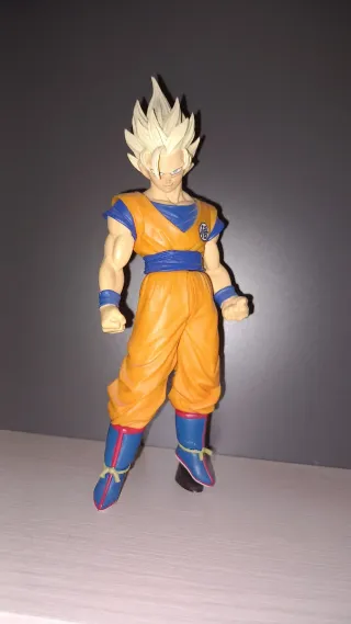 Figura Goku Super Saiyan