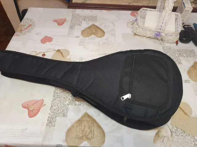 Estuche para instrumentos musicales