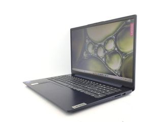 pc portatil lenovo 82h8