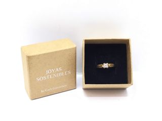 anillo oro 18k con piedra con circonita
