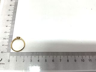 sortija oro 18k con piedra con diamante de laboratorio