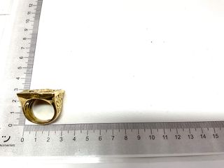 sello oro 18k con piedra con circonita