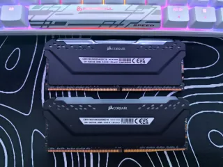 4000MHz CL16 DDR4 CORSAIR