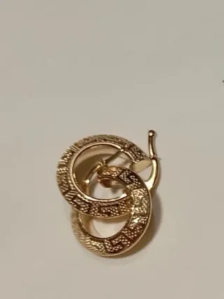 Pendientes aro dorados con greca oro 18 k