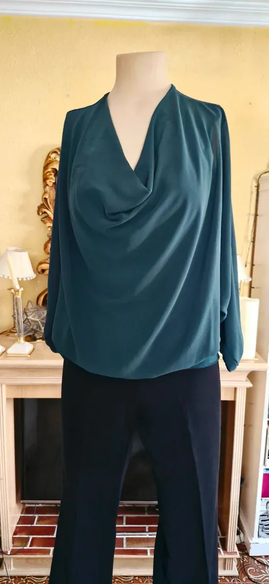 Blusa elegante verde escura ou verde petróleo