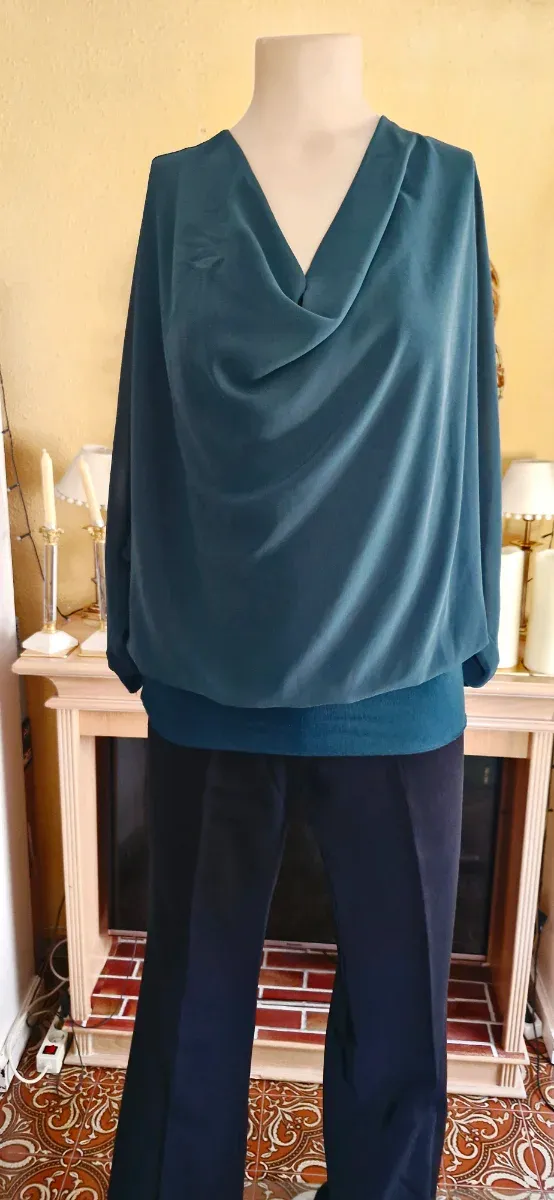 Blusa elegante verde escura ou verde petróleo