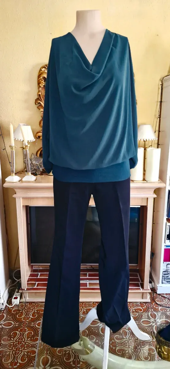 Blusa elegante verde escura ou verde petróleo