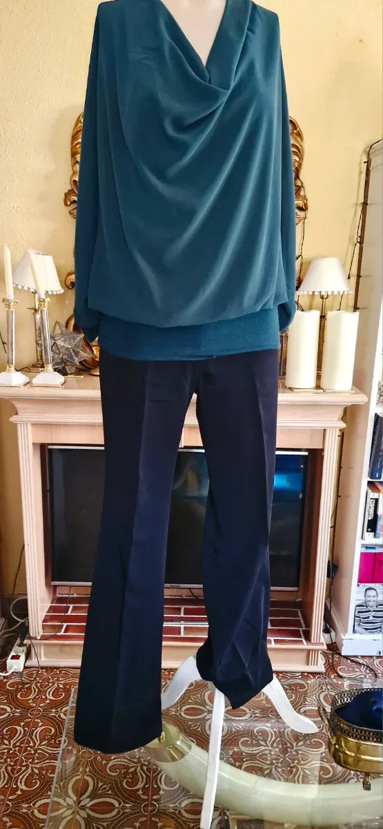 Blusa elegante verde escura ou verde petróleo