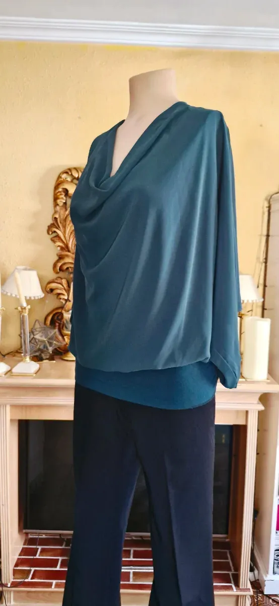 Blusa elegante verde escura ou verde petróleo