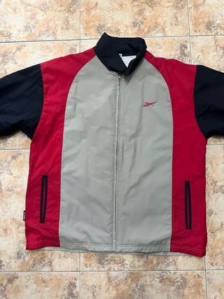 Chaqueta Reebok Gris y Roja