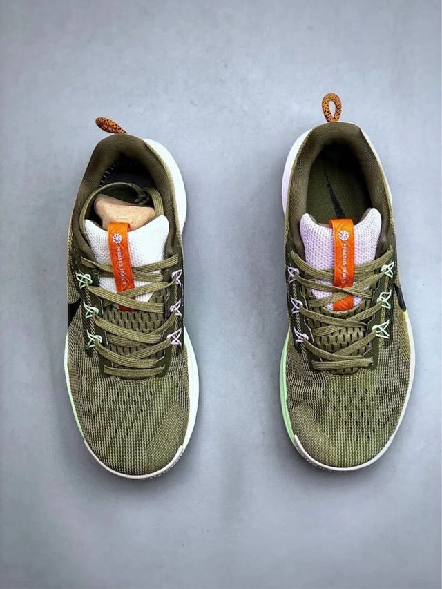 Nike Pegasus Trail 5 Olive Zapatillas Running