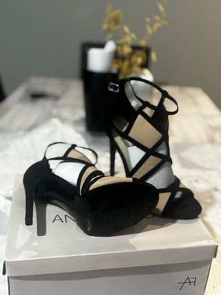 Zapatos de tacón Anna Field negros y beige