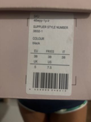 Zapatos de tacón Anna Field negros y beige