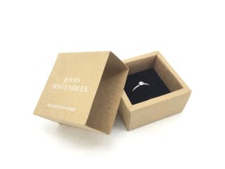 anillo oro 18k con piedra con diamante