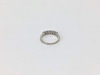 anillo oro 18k con piedra con diamante de laboratorio