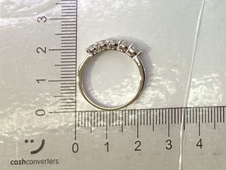 anillo oro 18k con piedra con diamante de laboratorio