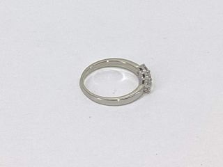 anillo oro 18k con piedra con diamante de laboratorio