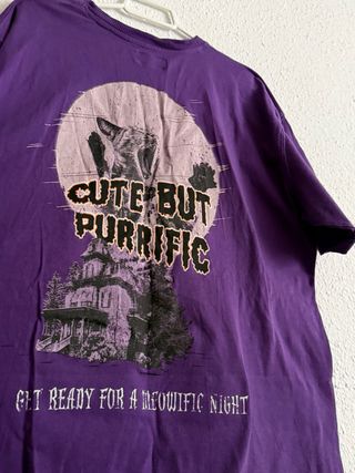 Camiseta hombre morada con estampado / talla XL