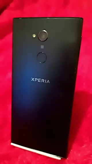 Sony Xperia XA2 Ultra - 2 telefoni. 70€ - ognuno.