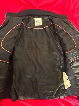 Chaqueta Zara acolchada azul corta