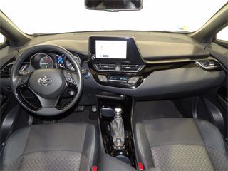 TOYOTA C-HR 1.8 125H Advance