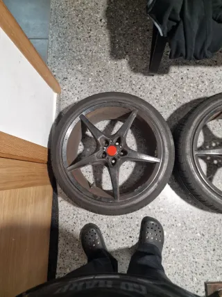 Llantas 18 pulgadas tornilleria 5x110