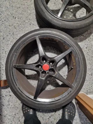 Llantas 18 pulgadas tornilleria 5x110