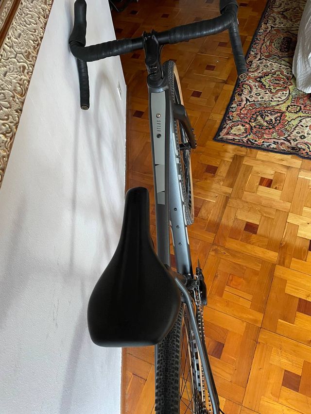 Focus Atlas 6.7 Gravel Bike