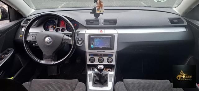 VOLKSWAGEN Passat Variant 2.0 TDI DPF Highline