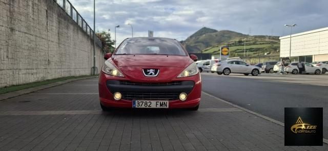 PEUGEOT 207 16V THP 150CV 3p. Féline