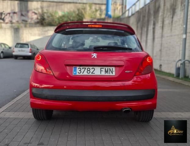 PEUGEOT 207 16V THP 150CV 3p. Féline